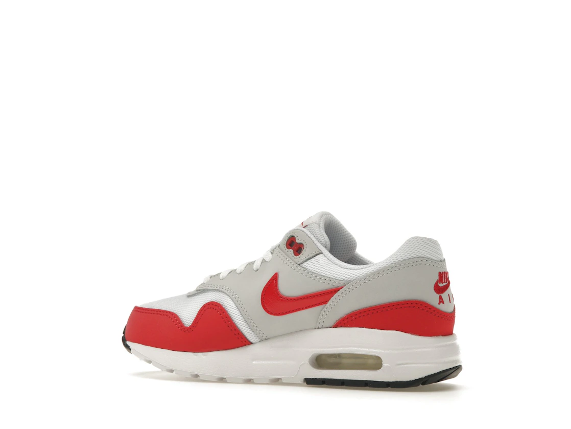 Vue 22 de Nike Air Max 1 Sport Red (2023) (GS)