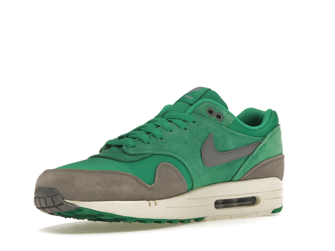 Vue 15 de Nike Air Max 1 Stadium Green