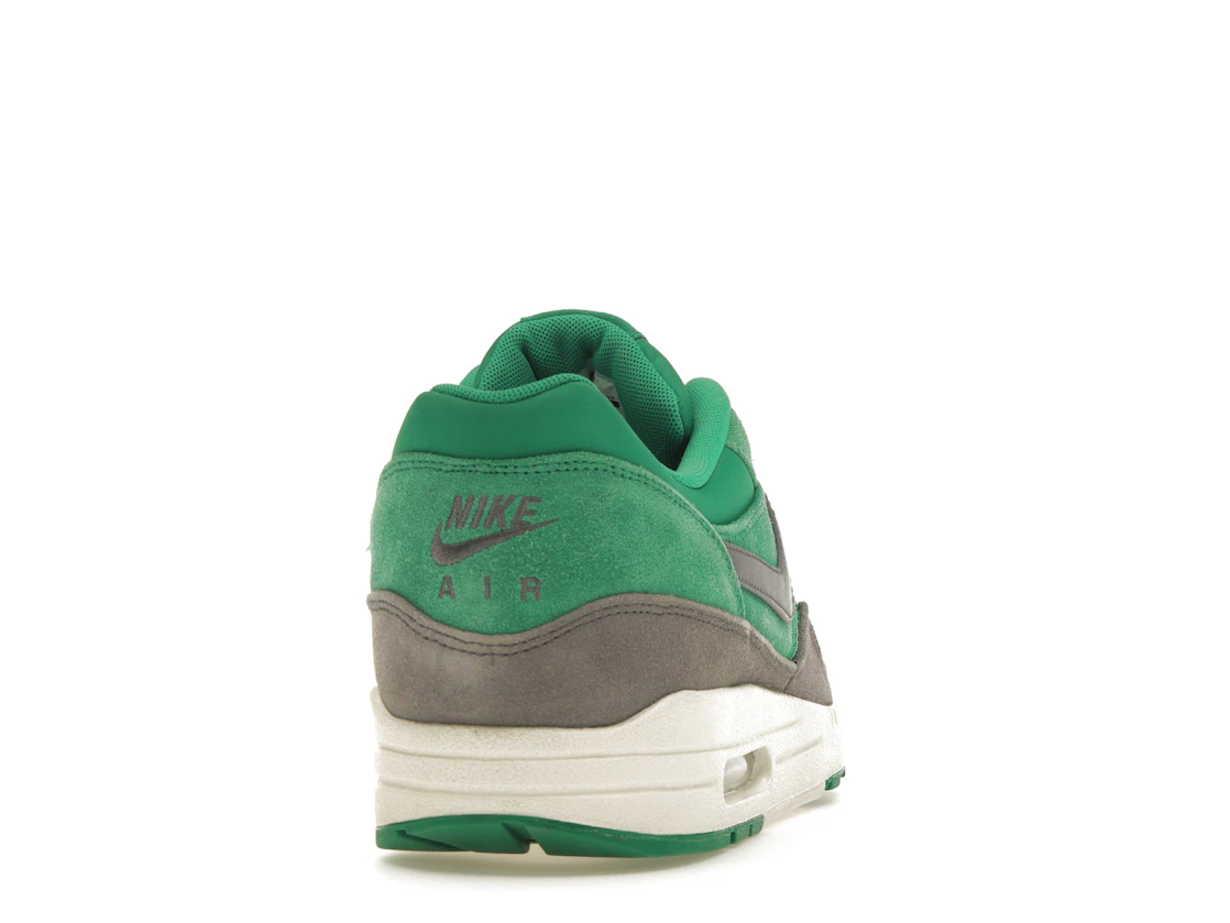 Vue 29 de Nike Air Max 1 Stadium Green