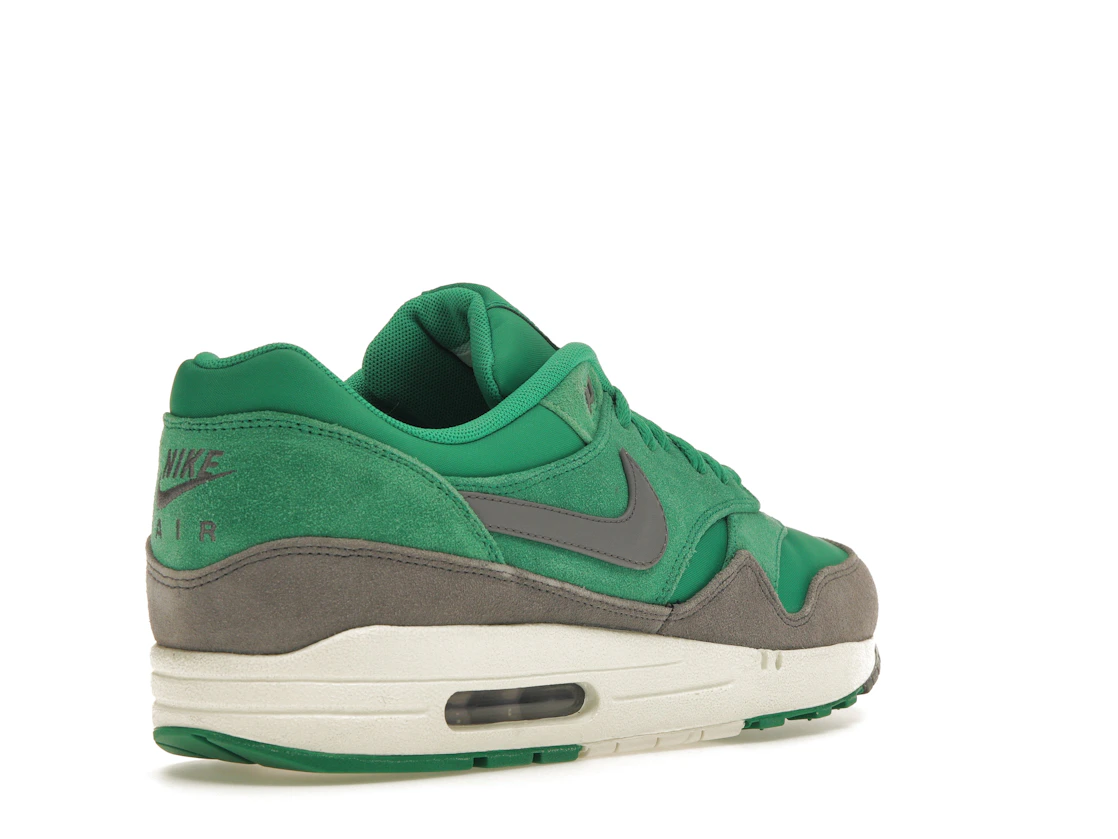 Vue 32 de Nike Air Max 1 Stadium Green