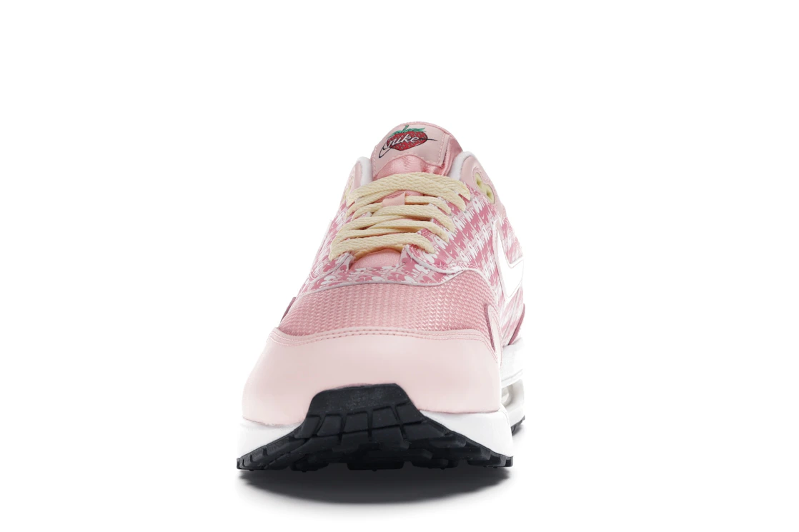 Vue 11 de Nike Air Max 1 Strawberry Lemonade (2020)