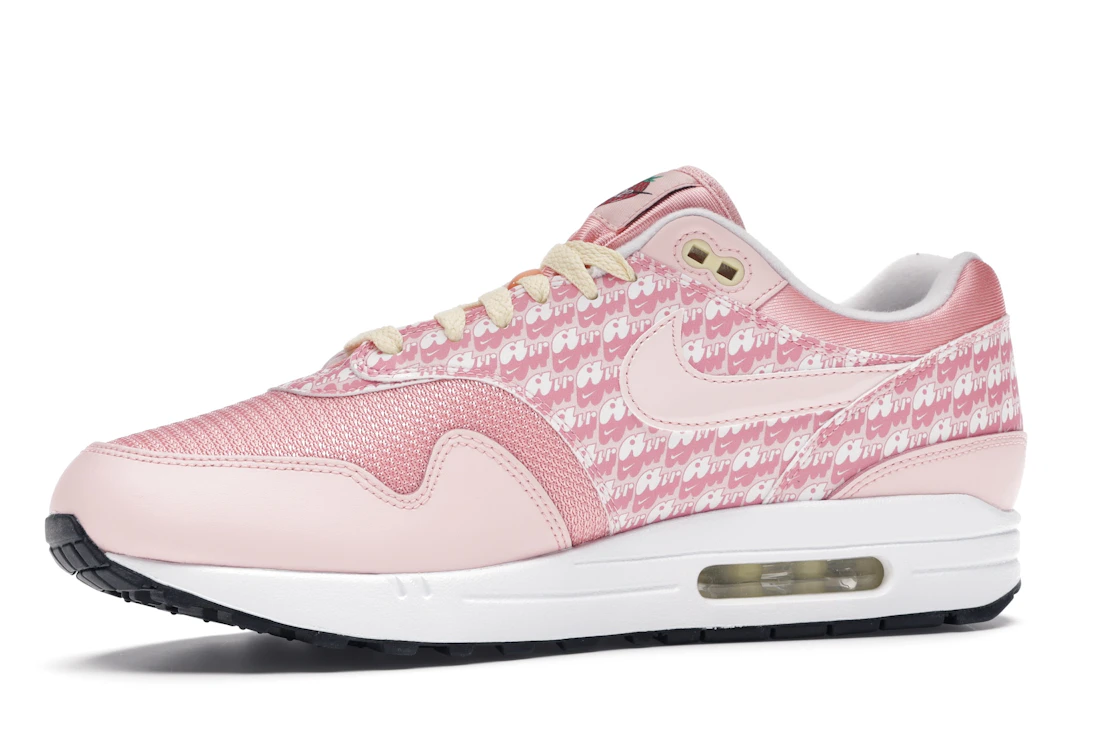 Vue 17 de Nike Air Max 1 Strawberry Lemonade (2020)