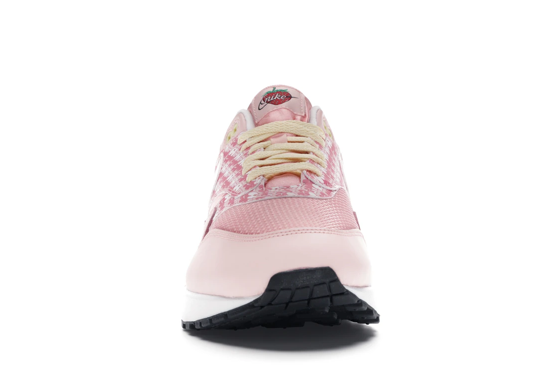 Vue 10 de Nike Air Max 1 Strawberry Lemonade (2020)