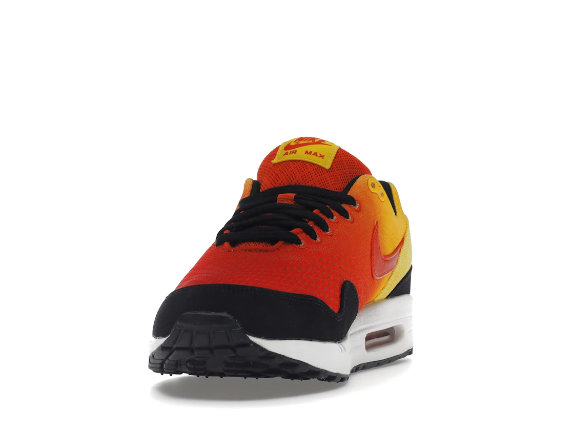 Vue 12 de Nike Air Max 1 Sunset Pack