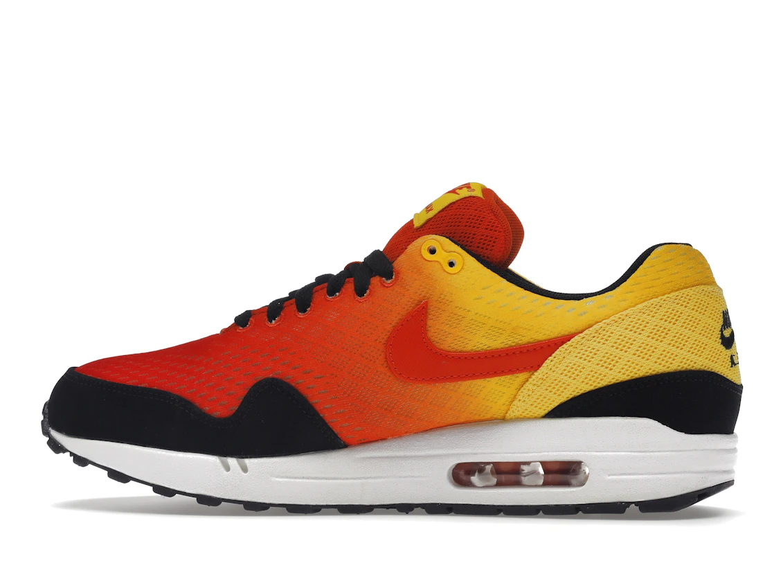 Vue 20 de Nike Air Max 1 Sunset Pack