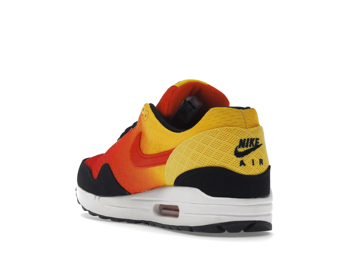 Vue 25 de Nike Air Max 1 Sunset Pack