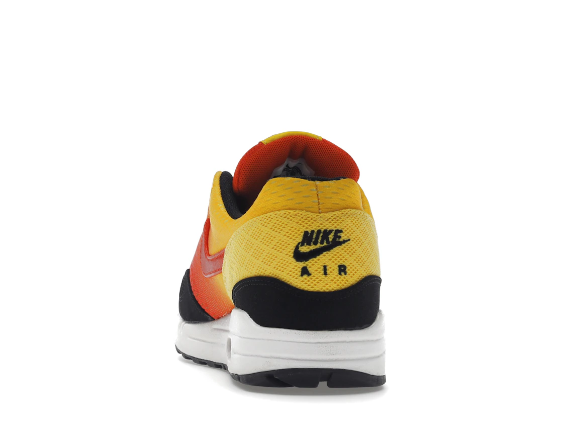 Vue 27 de Nike Air Max 1 Sunset Pack