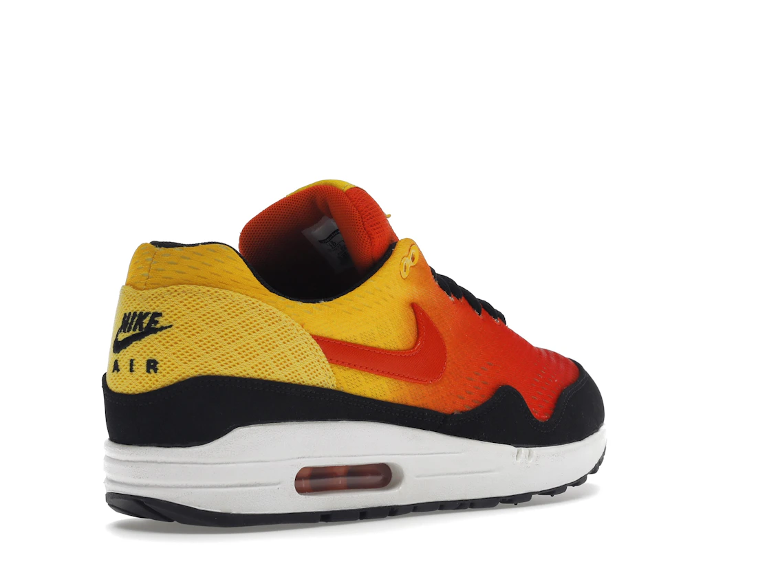 Vue 32 de Nike Air Max 1 Sunset Pack