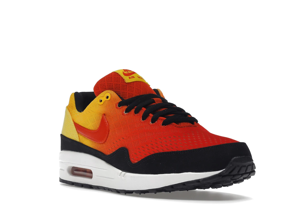 Vue 6 de Nike Air Max 1 Sunset Pack