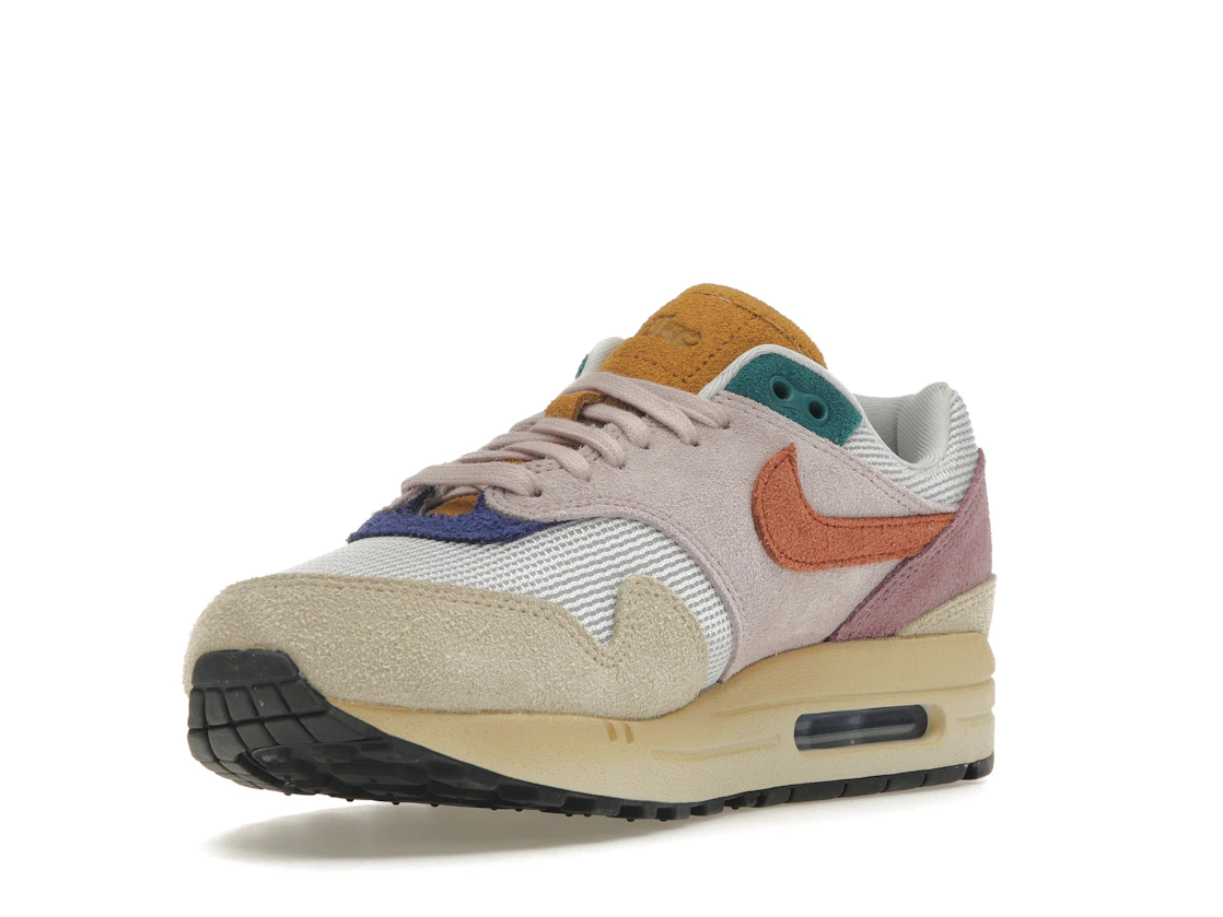 Vue 14 de Nike Air Max 1 Tan Lines 