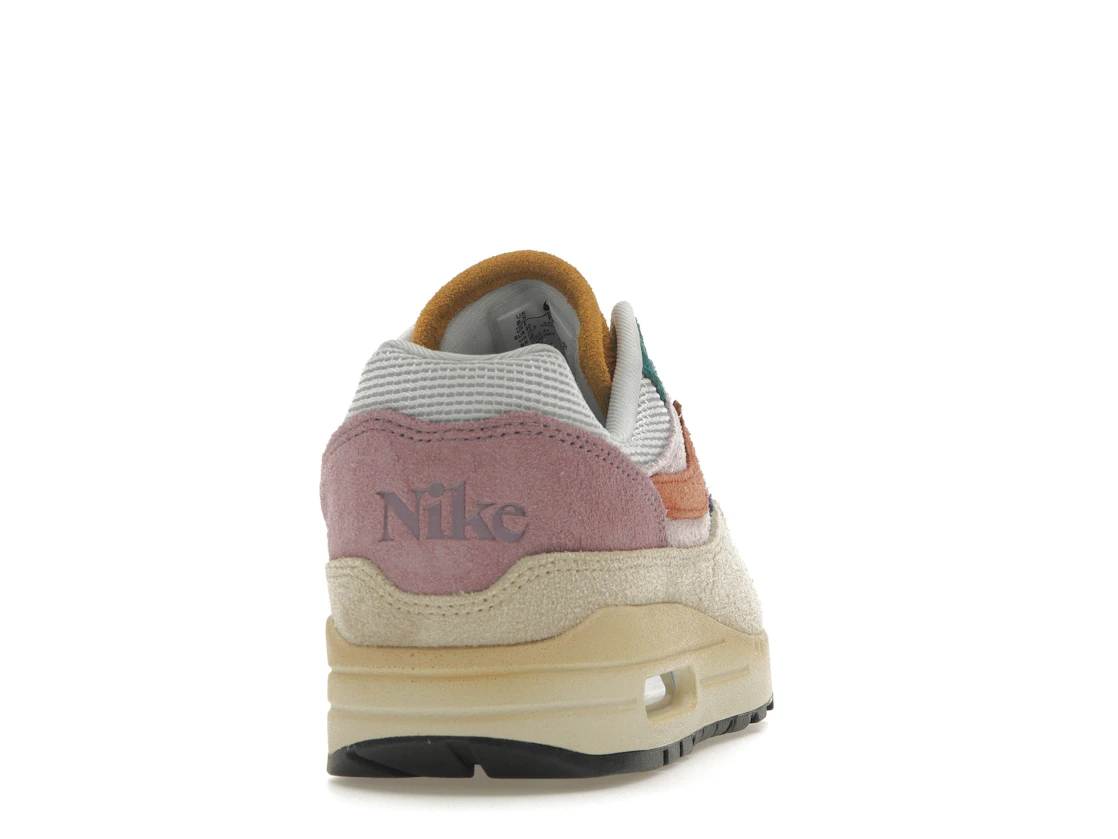Vue 29 de Nike Air Max 1 Tan Lines 