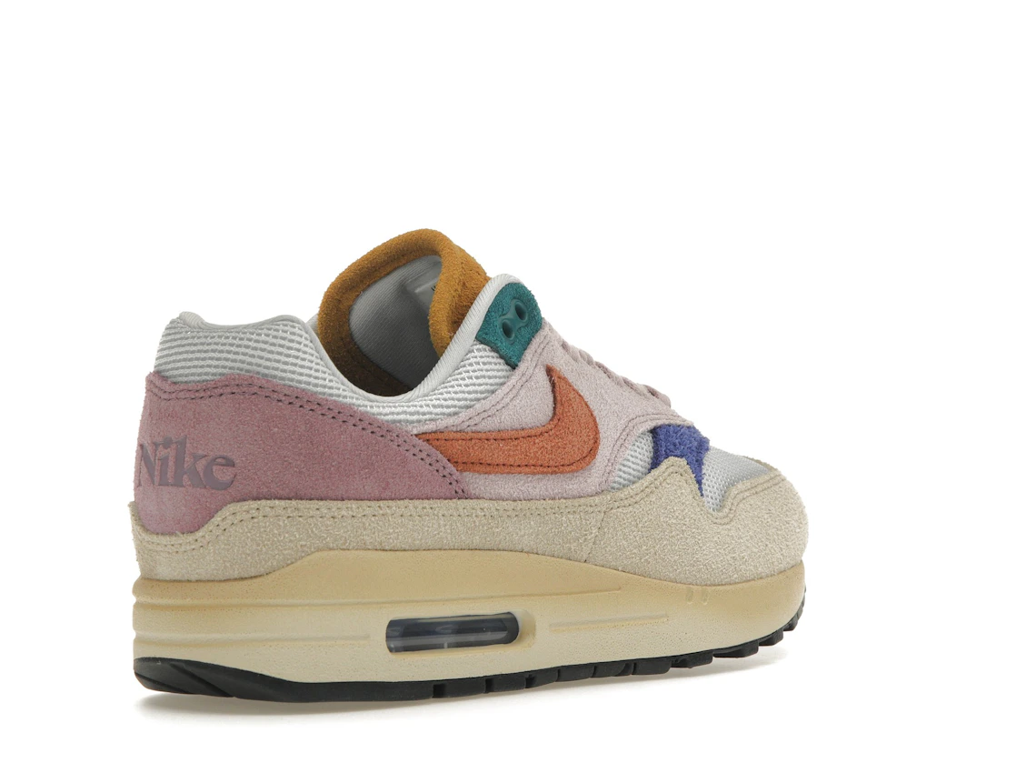 Vue 32 de Nike Air Max 1 Tan Lines 