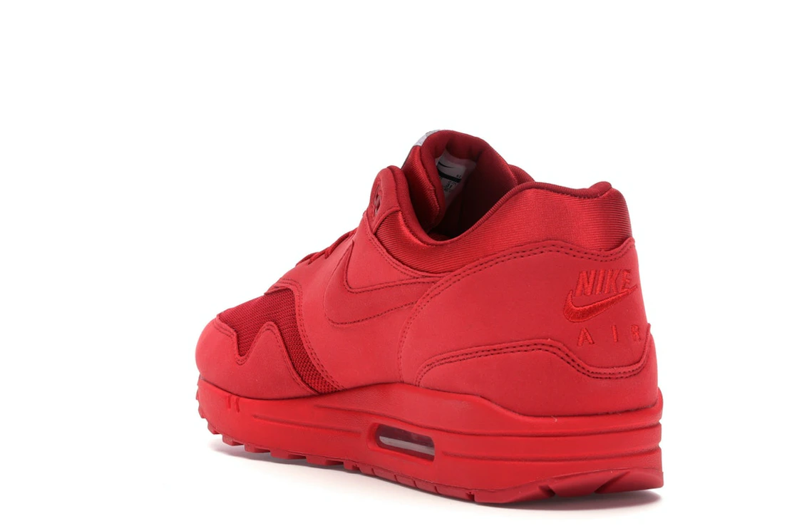 Vue 25 de Nike Air Max 1 Tonal Red