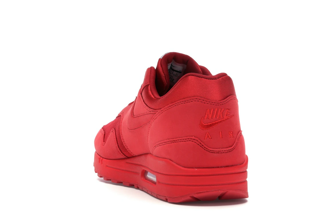Vue 26 de Nike Air Max 1 Tonal Red