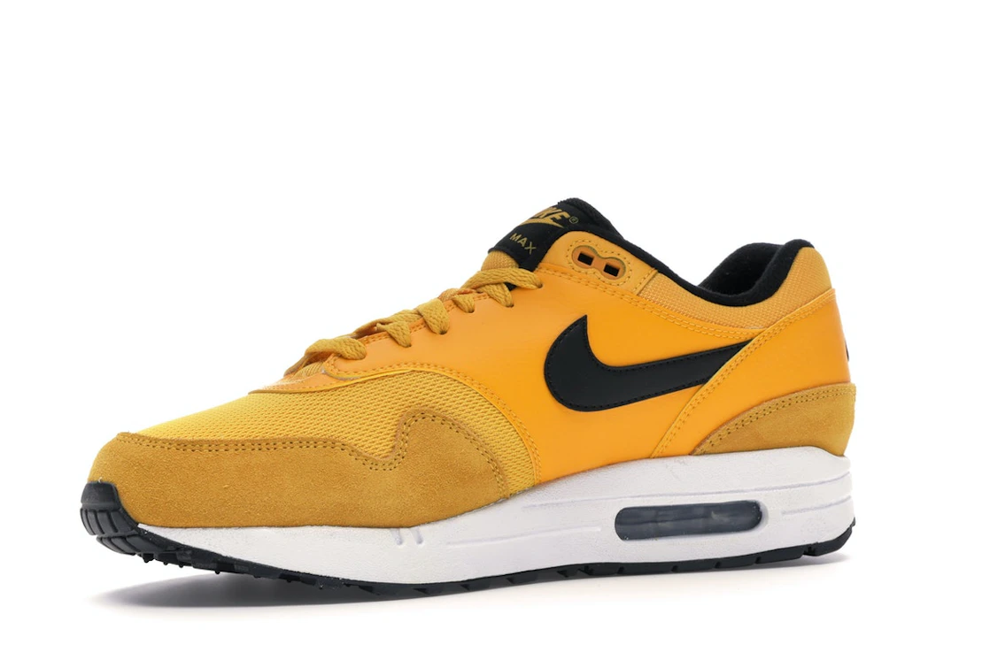 Vue 16 de Nike Air Max 1 University Gold