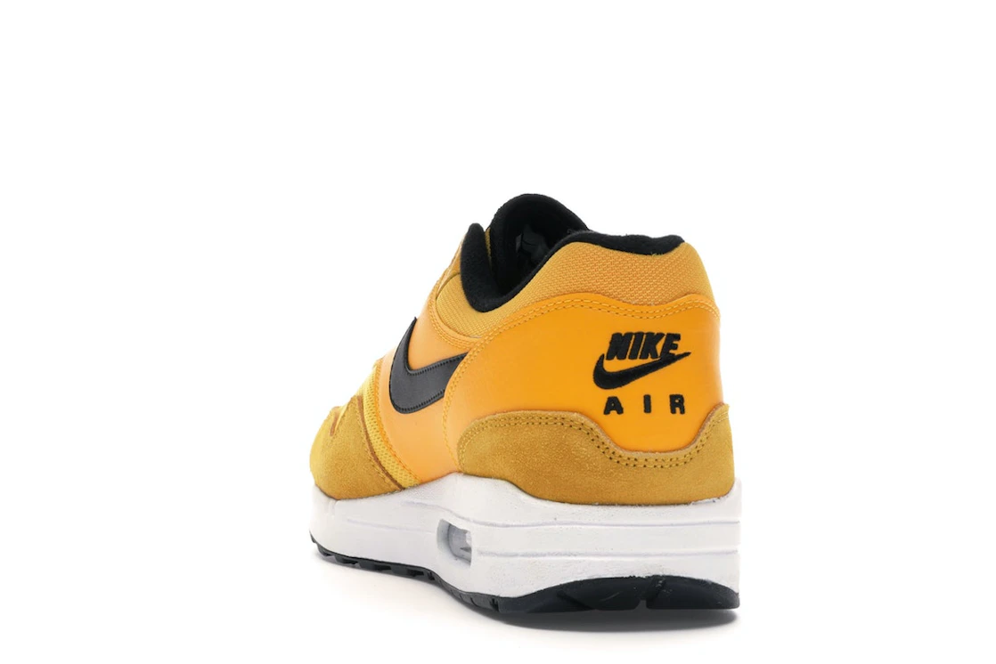 Vue 26 de Nike Air Max 1 University Gold