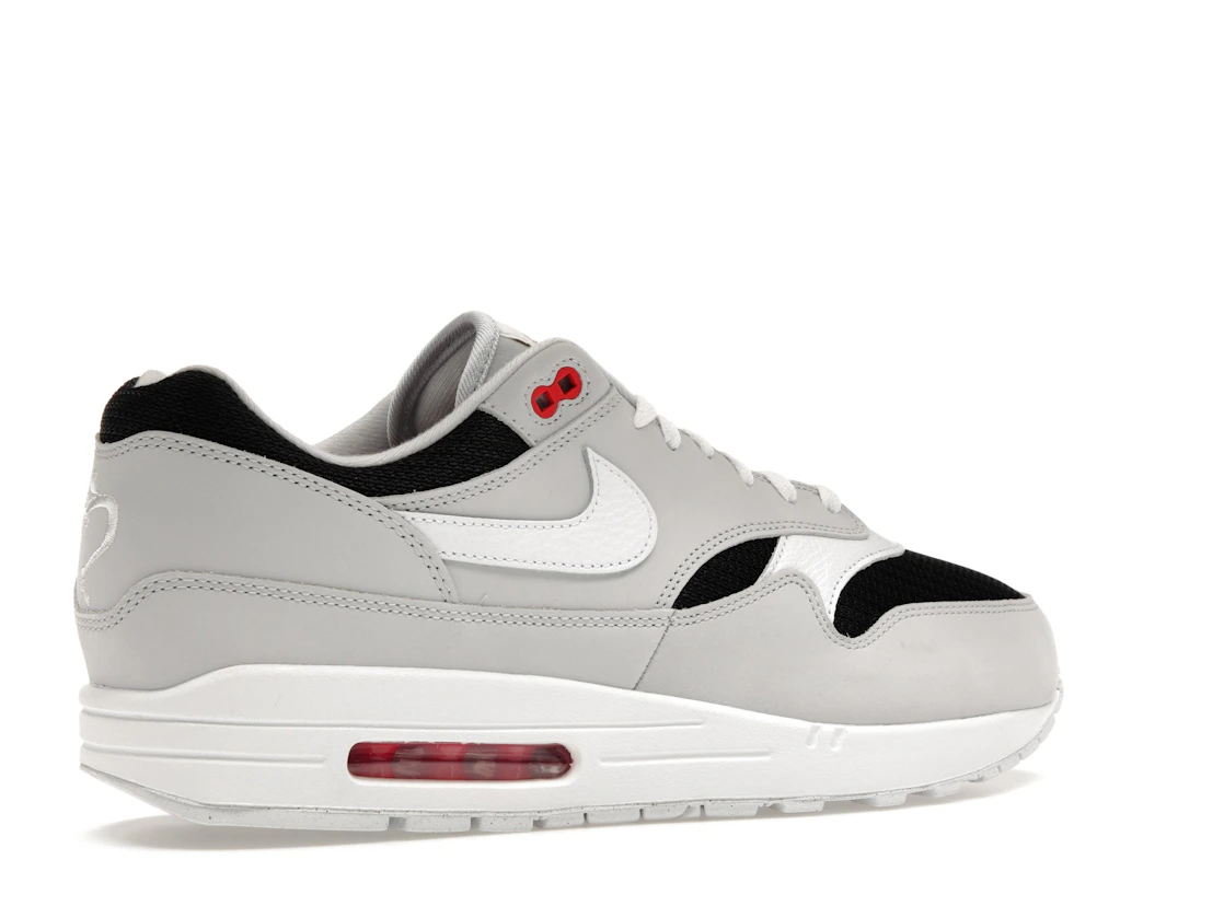 Vue 34 de Nike Air Max 1 Urawa (2023)