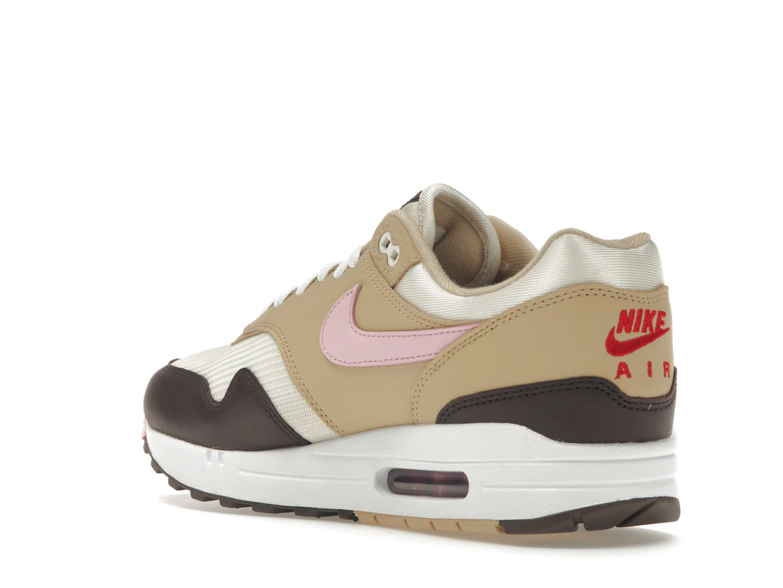 Vue 24 de Nike Air Max 1 Valentine's Day (2024) 