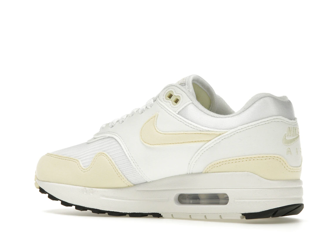 Vue 22 de Nike Air Max 1 White Alabaster 