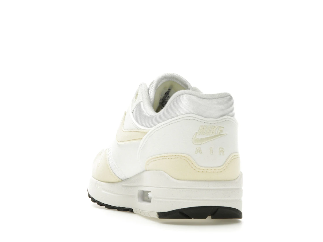 Vue 26 de Nike Air Max 1 White Alabaster 