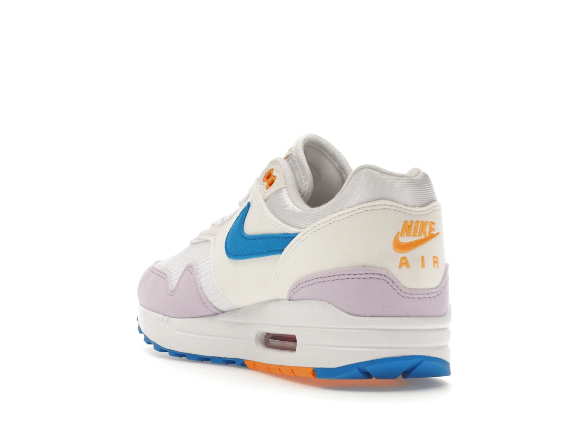 Vue 25 de Nike Air Max 1 White Alchemy Pink 