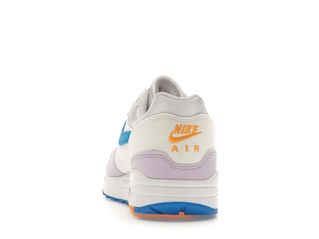 Vue 27 de Nike Air Max 1 White Alchemy Pink 