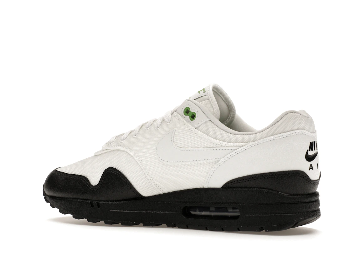 Vue 22 de Nike Air Max 1 White Black Chlorophyll