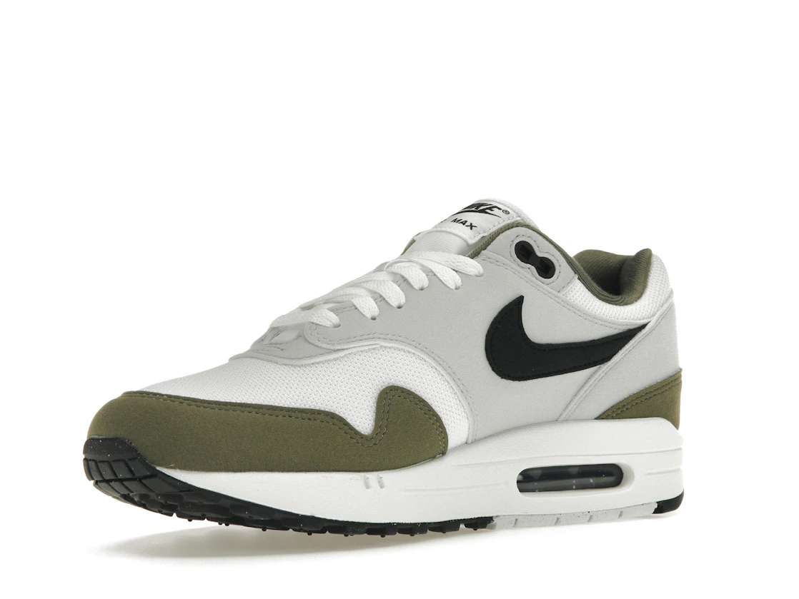 Vue 15 de Nike Air Max 1 White Black Medium Olive