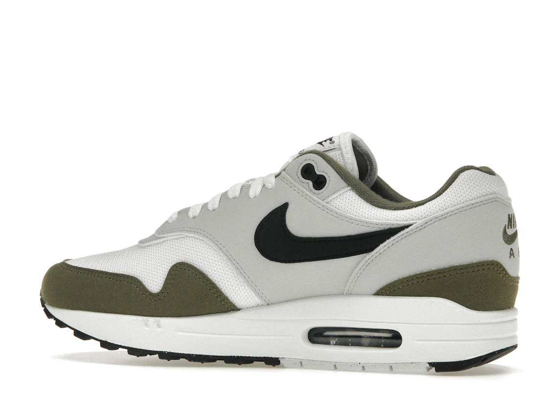 Vue 21 de Nike Air Max 1 White Black Medium Olive