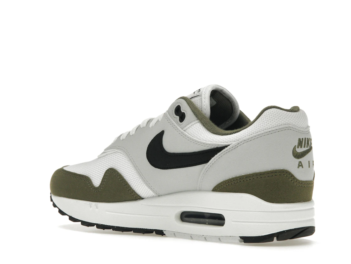 Vue 23 de Nike Air Max 1 White Black Medium Olive