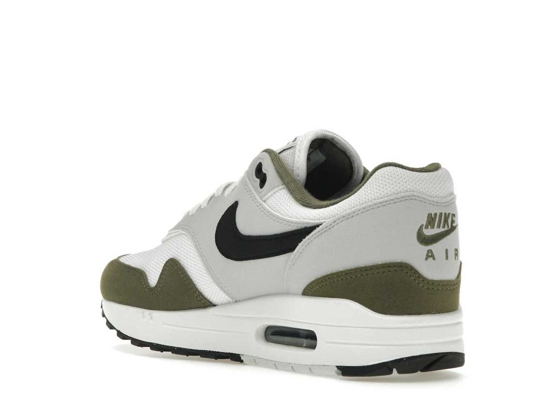 Vue 24 de Nike Air Max 1 White Black Medium Olive