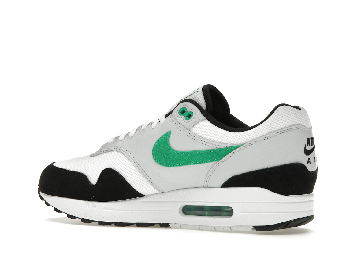 Vue 22 de Nike Air Max 1 White Black Stadium Green
