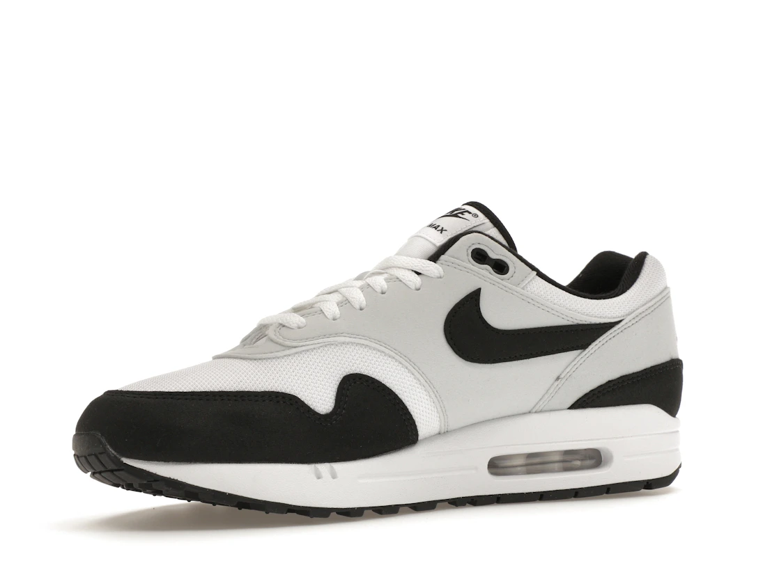Vue 16 de Nike Air Max 1 White Black