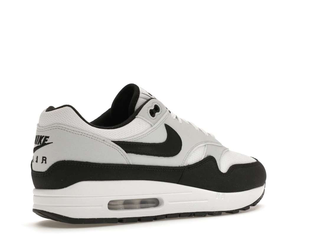 Vue 33 de Nike Air Max 1 White Black