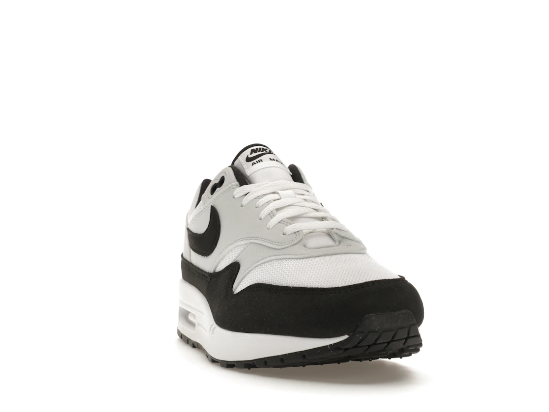 Vue 8 de Nike Air Max 1 White Black