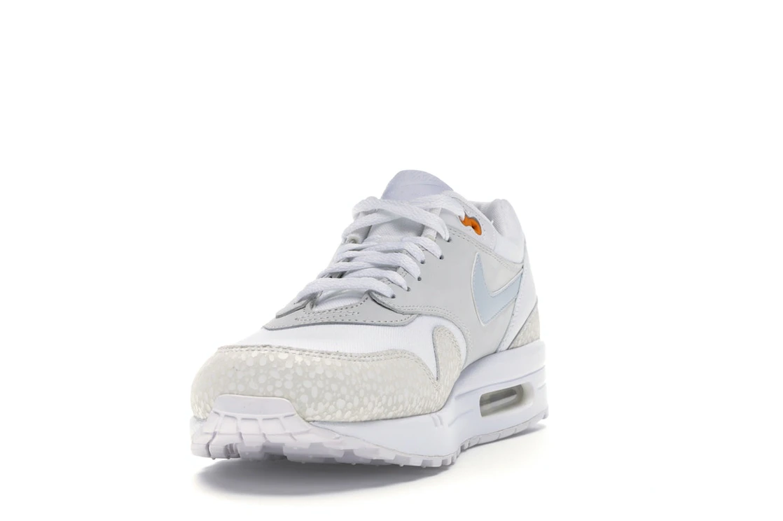 Vue 12 de Nike Air Max 1 White Kumquat