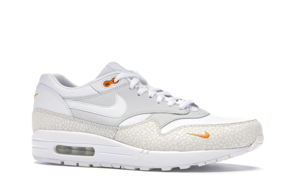 Vue 3 de Nike Air Max 1 White Kumquat