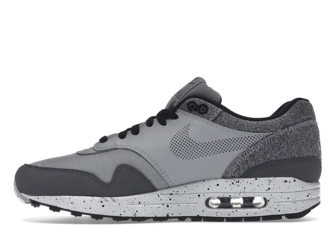 Vue 19 de Nike Air Max 1 Wolf Grey Dark Grey
