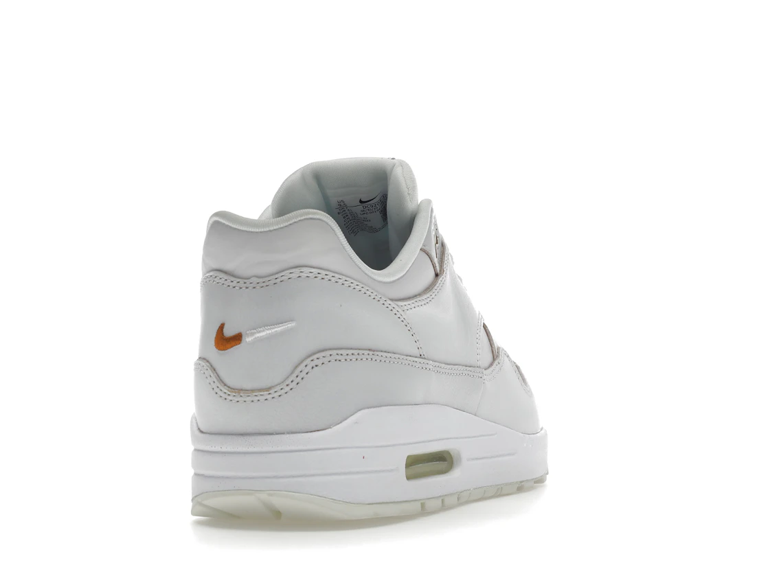 Vue 30 de Nike Air Max 1 Yours 
