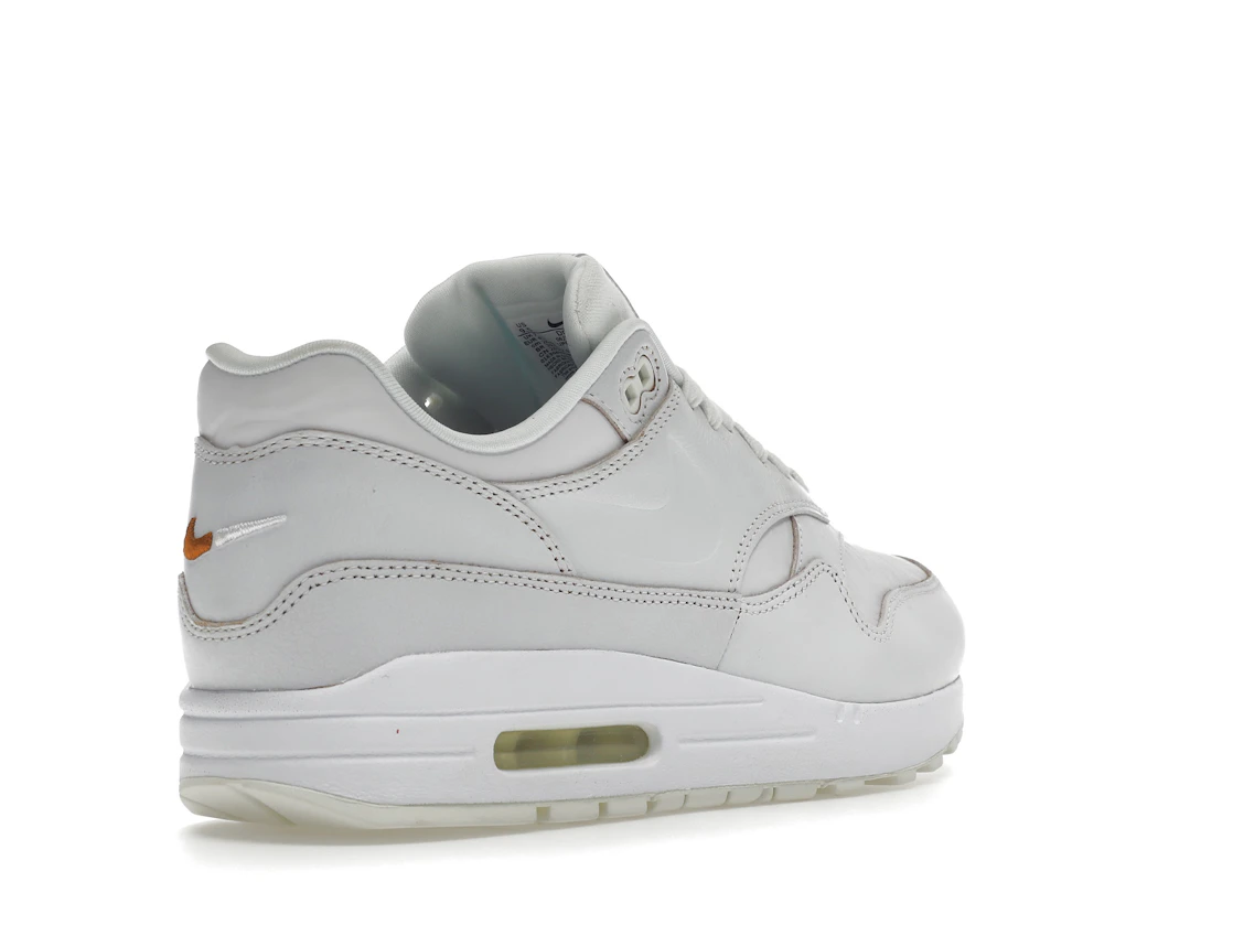Vue 32 de Nike Air Max 1 Yours 