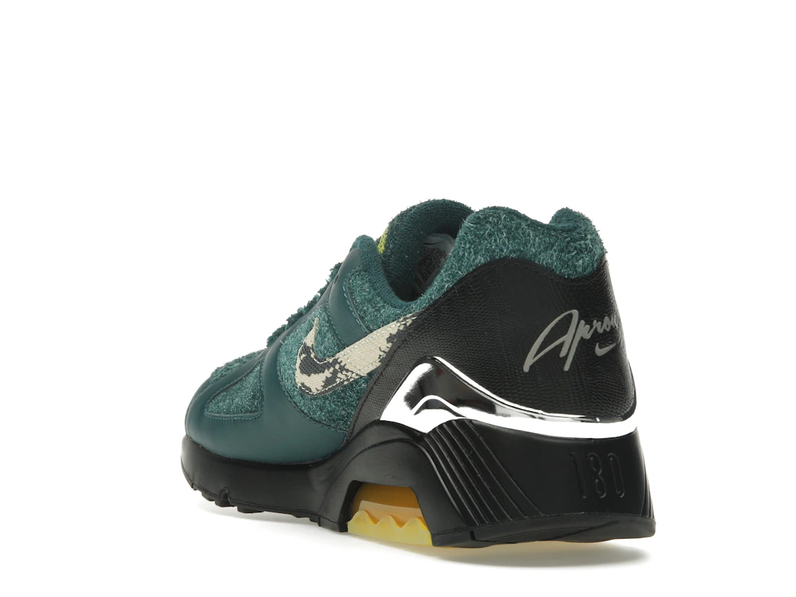 Vue 25 de Nike Air Max 180 Apron Records