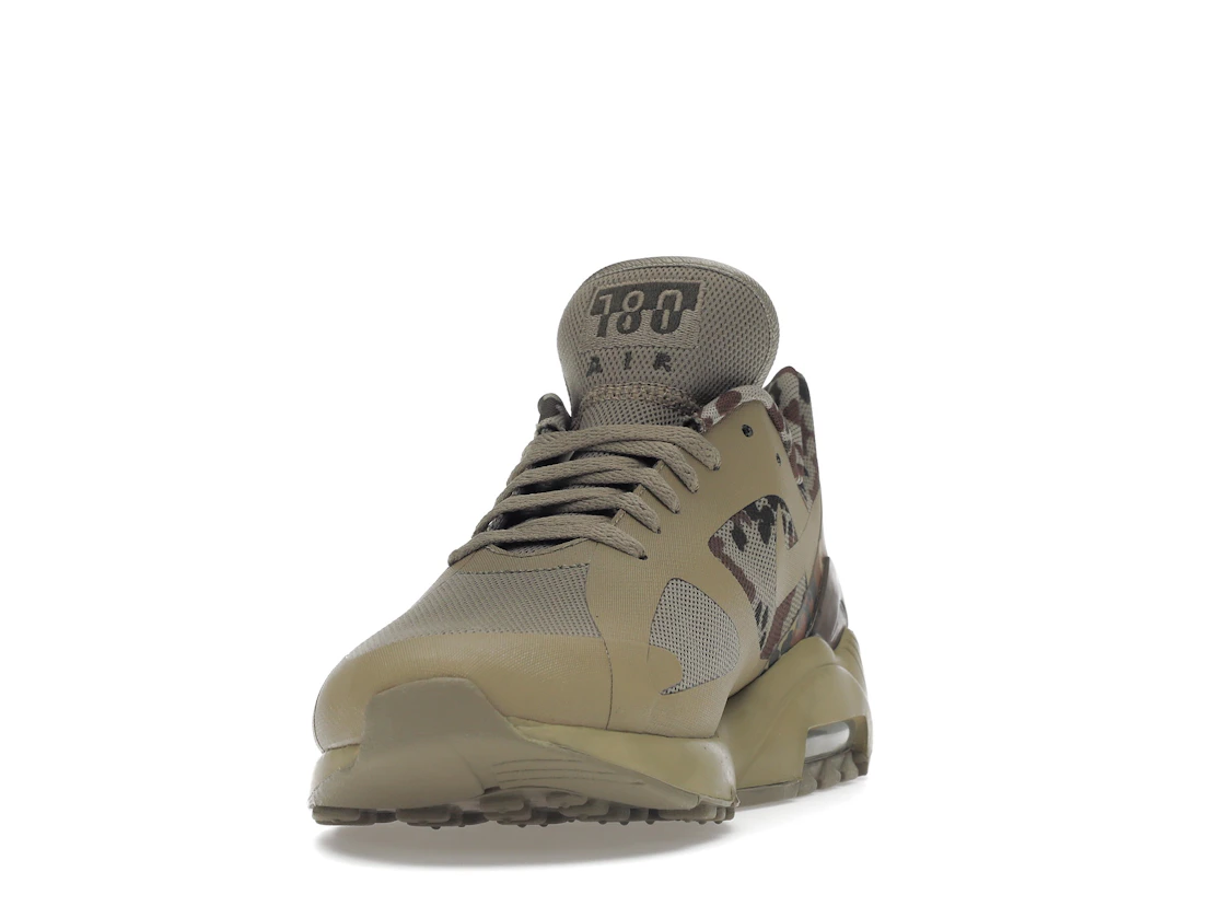 Vue 12 de Nike Air Max 180 Germany Camo