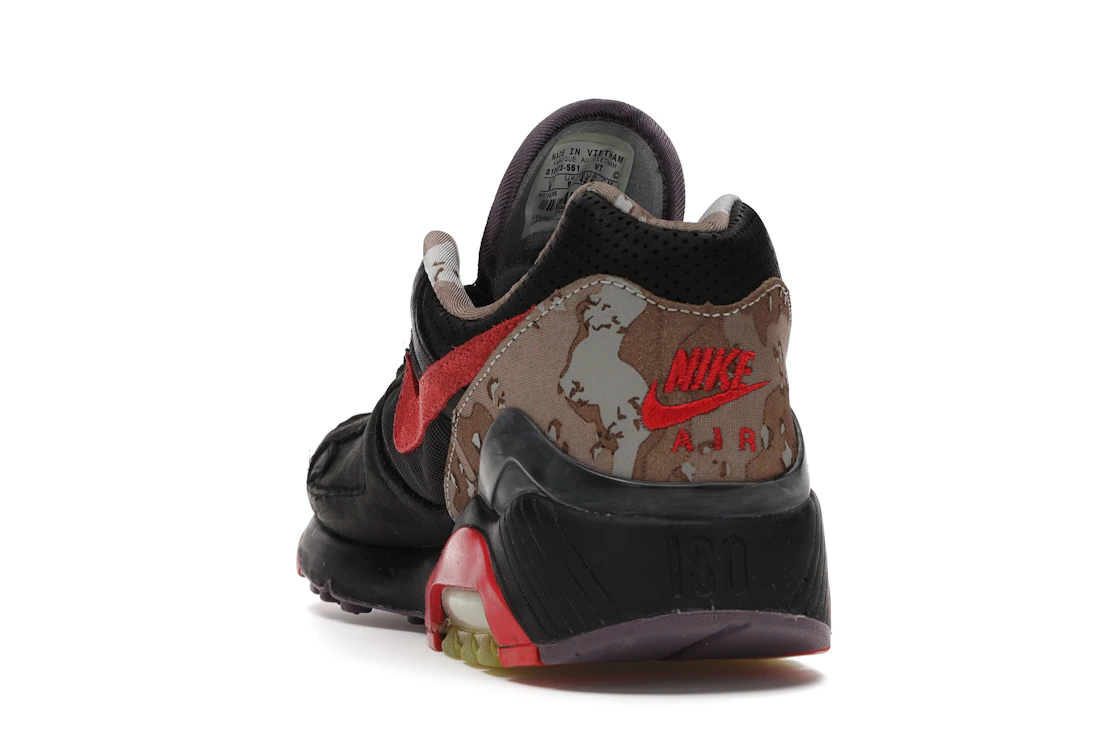 Vue 26 de Nike Air Max 180 Opium