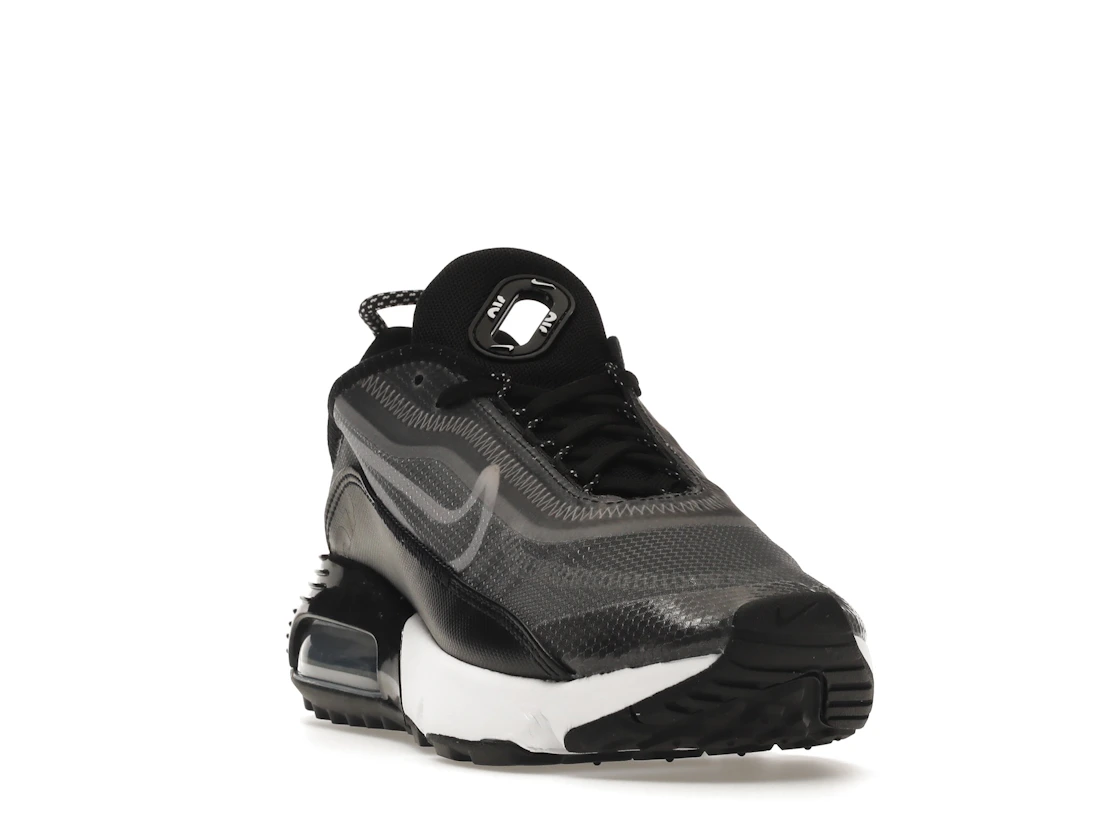 Vue 8 de Nike Air Max 2090 Black White Black 