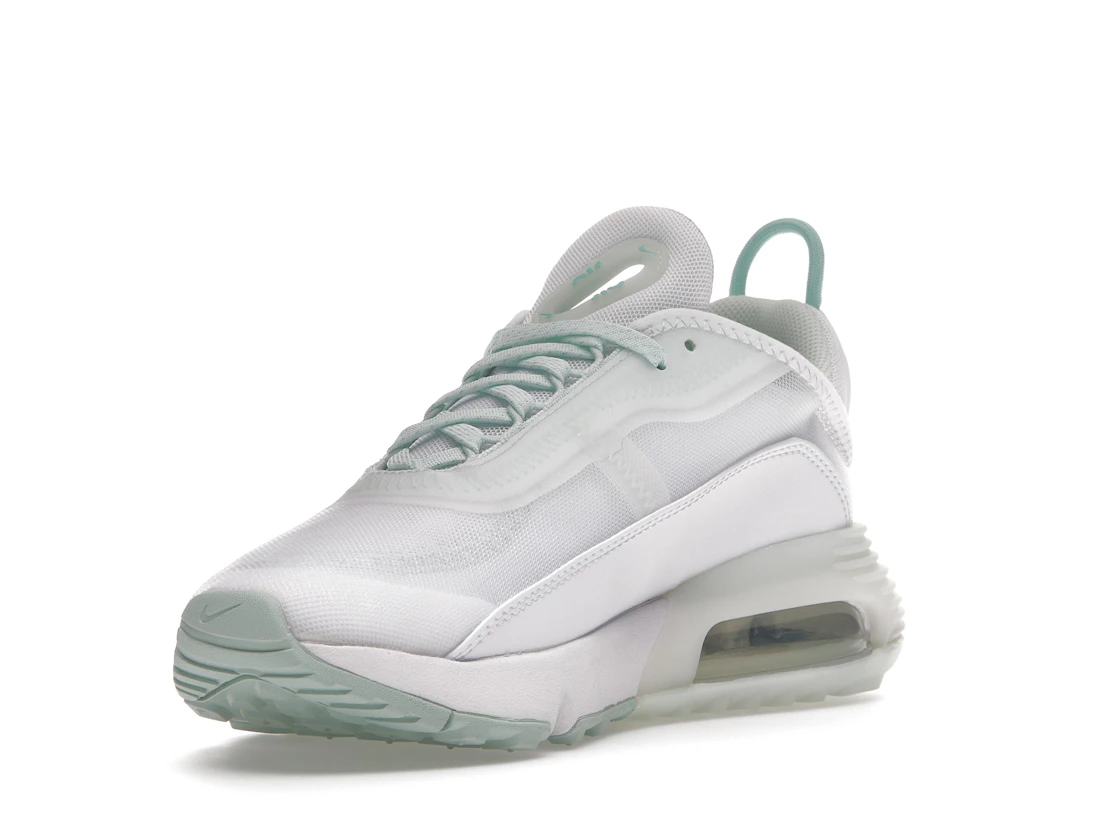Vue 14 de Nike Air Max 2090 White Barely Green 