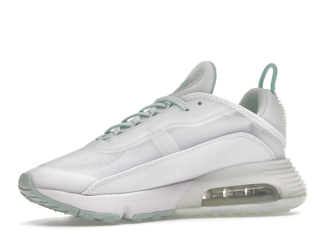 Vue 17 de Nike Air Max 2090 White Barely Green 