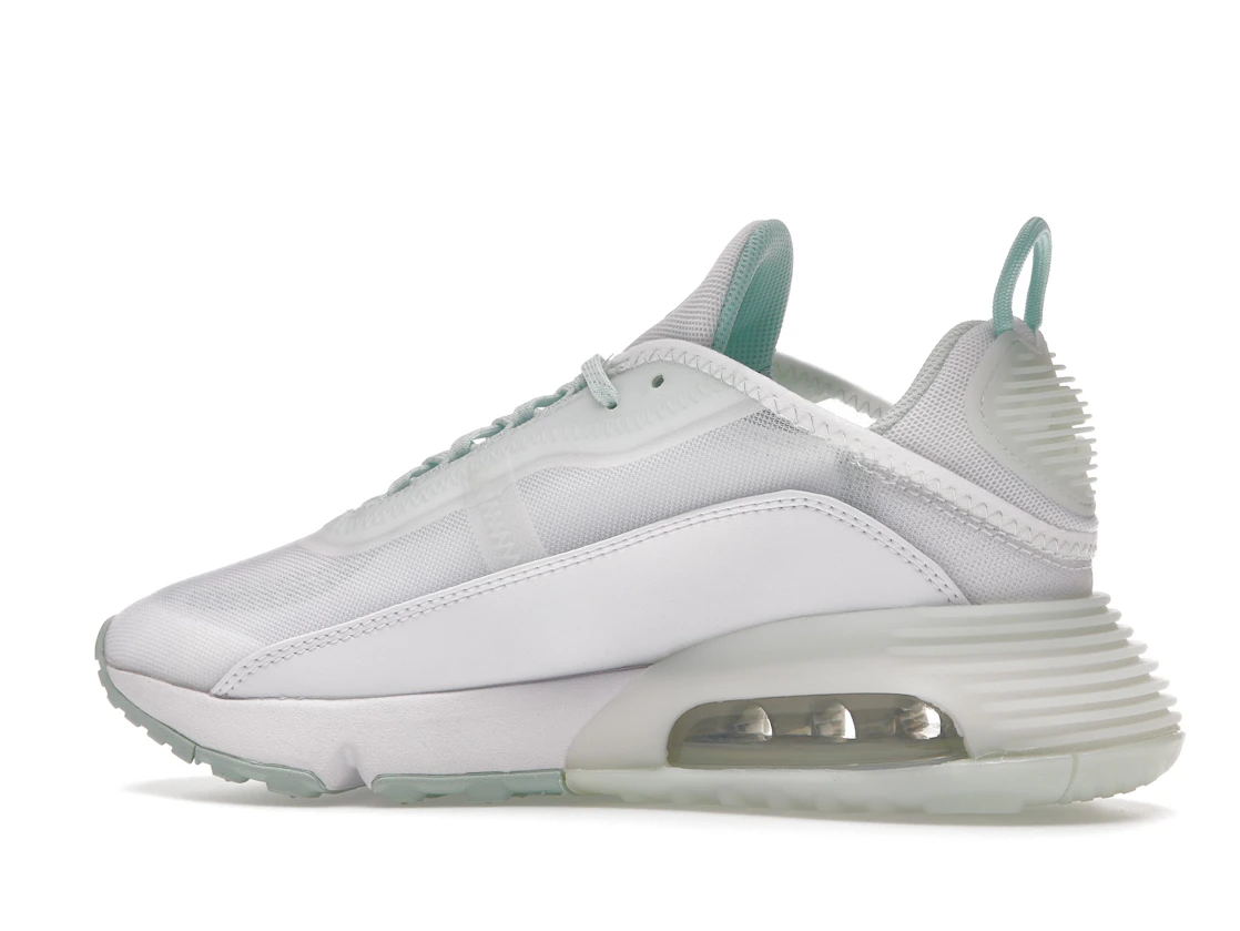 Vue 21 de Nike Air Max 2090 White Barely Green 