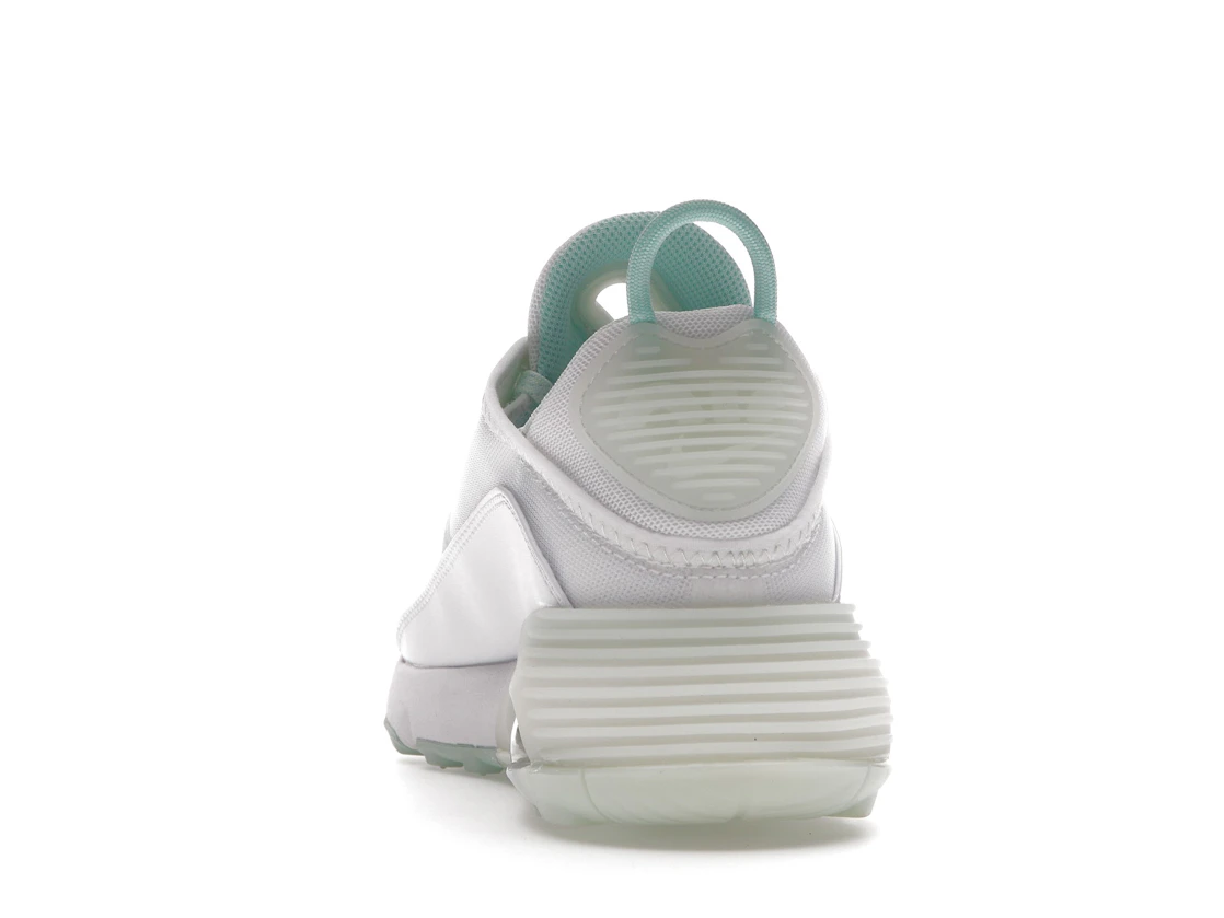 Vue 27 de Nike Air Max 2090 White Barely Green 