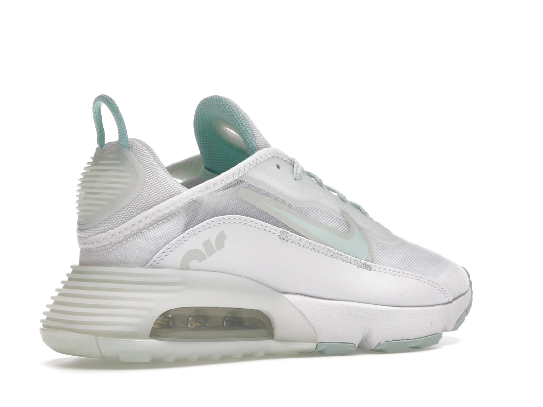 Vue 34 de Nike Air Max 2090 White Barely Green 