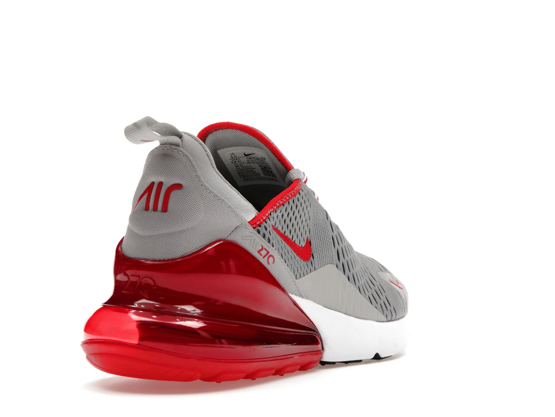 Vue 31 de Nike Air Max 270 Particle Grey University Red